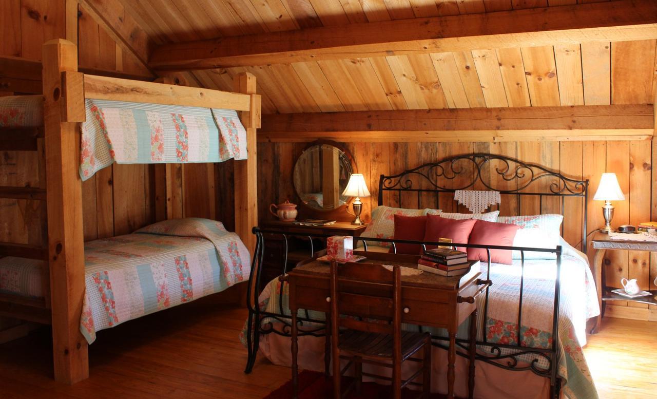 French Broad Outpost Ranch Hotel Del Rio Eksteriør billede